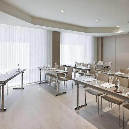 ホテル Nh コレクション サン セバスティアン アランサス