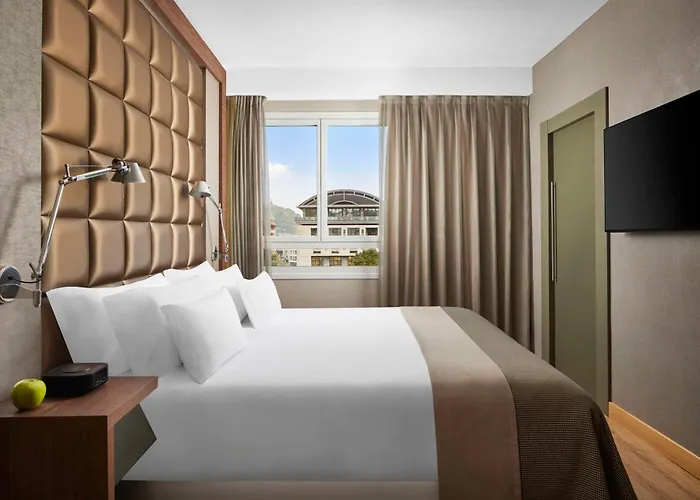 Hotell Nh Collection Aranzazu 4*